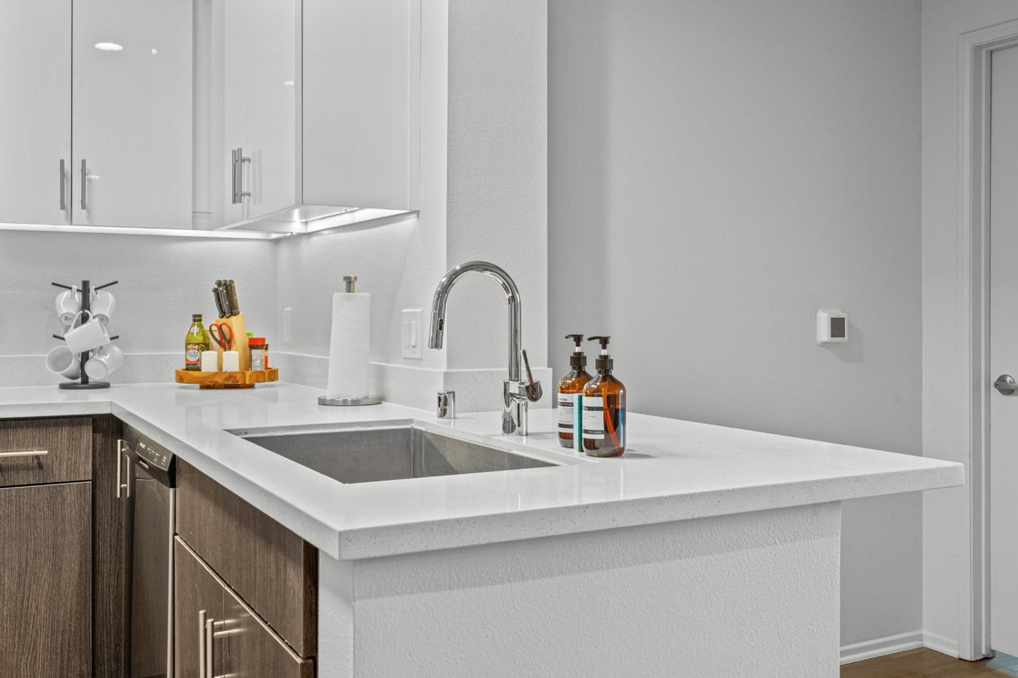 Luxury 2bdr In The Center Of Marina Del Rey Apartamento *